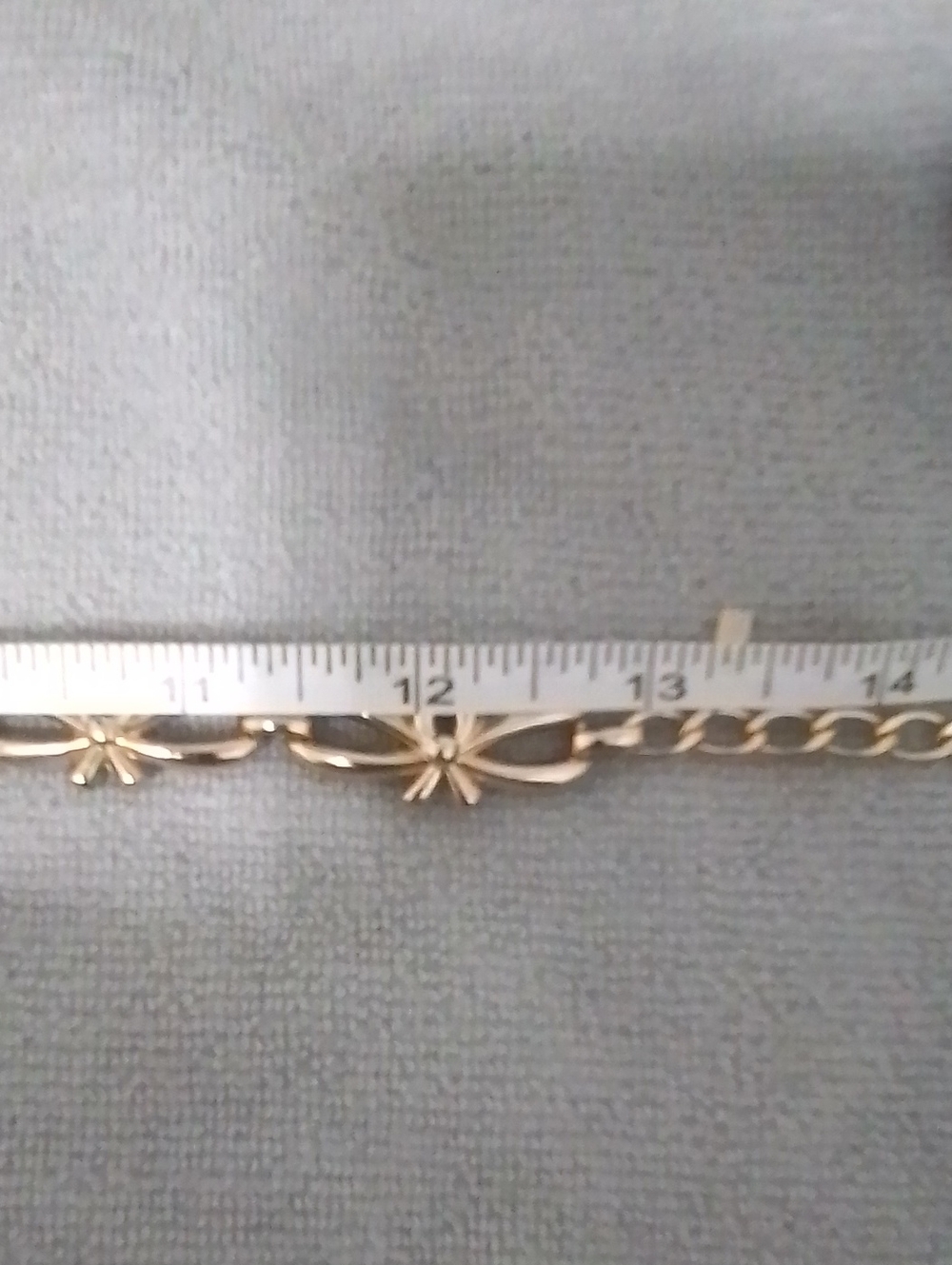 Vintage Monet Gold Tone Delicate Bows Links Choker. Statement Piece - Picture 4 of 6